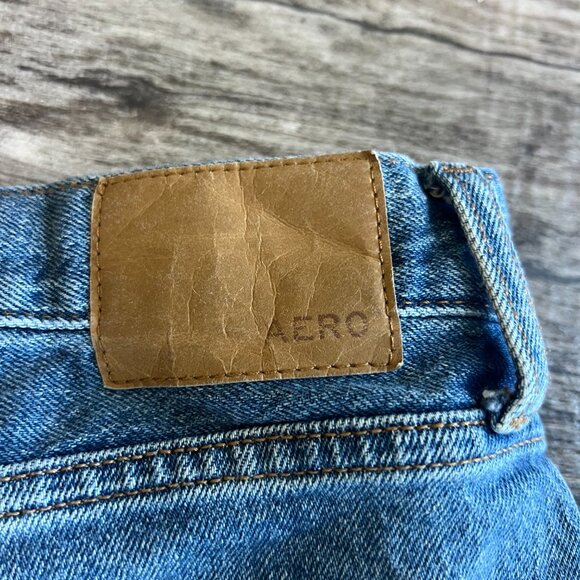 Lightly Distressed Shorts - Picture 3 of 5